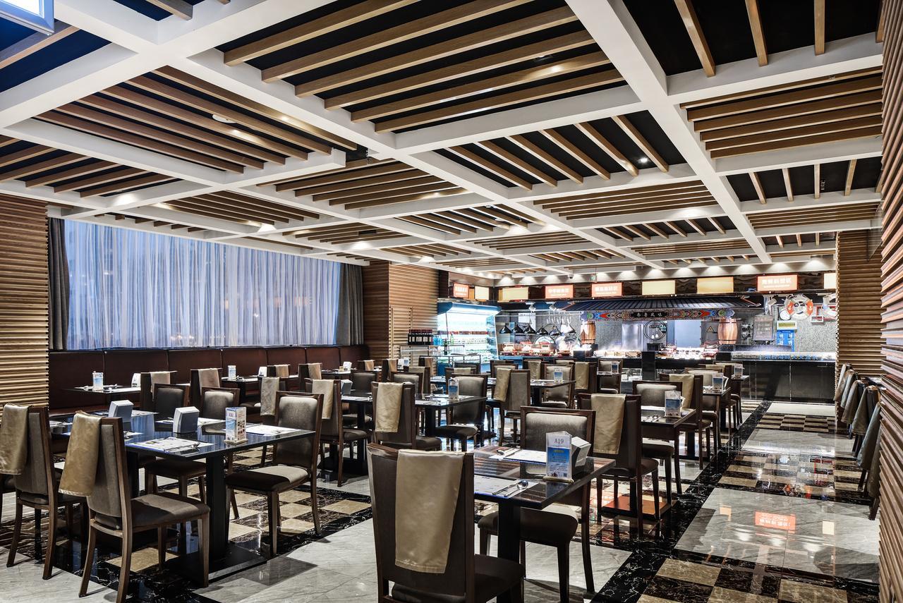 Jinan Luxury Blue Horizon Hotel Exterior photo