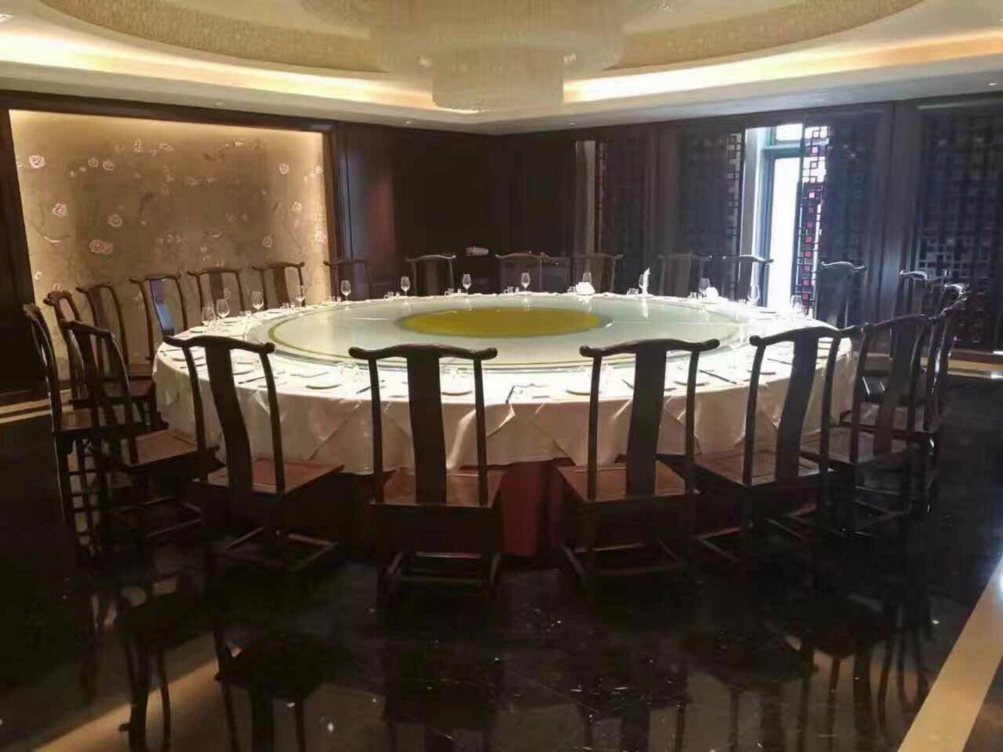 Jinan Luxury Blue Horizon Hotel Exterior photo